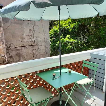Terrasse, Intra-muros, Climatise Avec Wifi Apartment *